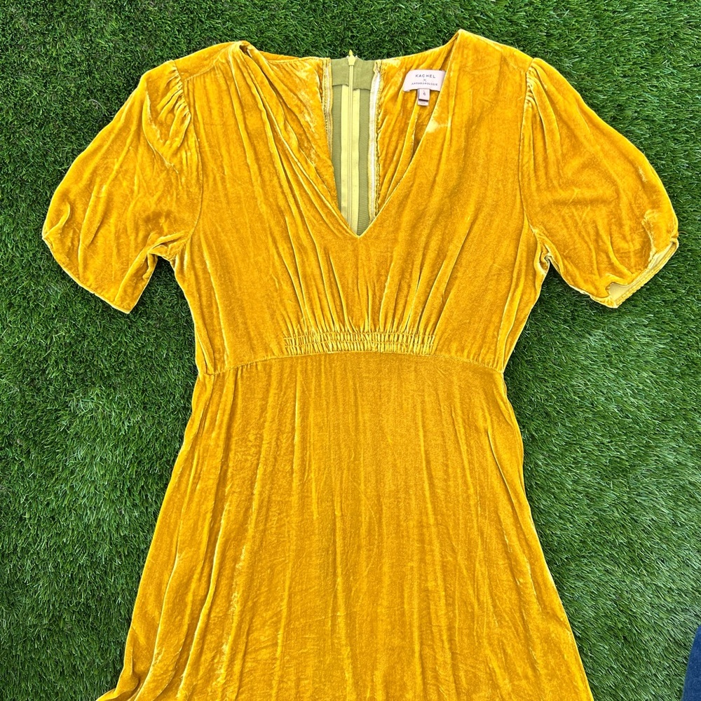 Anthropologie beautiful golden silk velvet midi dress retro 30’s style